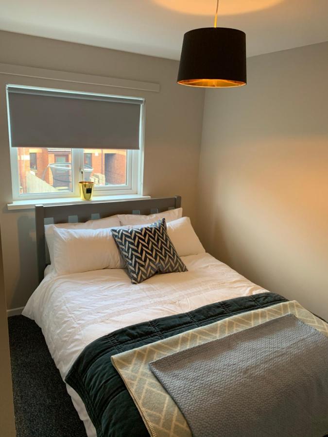 City Break Plush Pad, Walking Distance To City Centre Belfast Exterior foto